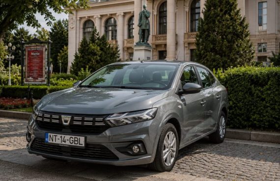 Mașină de închiriat în Iași pentru deplasări în oraș și călătorii